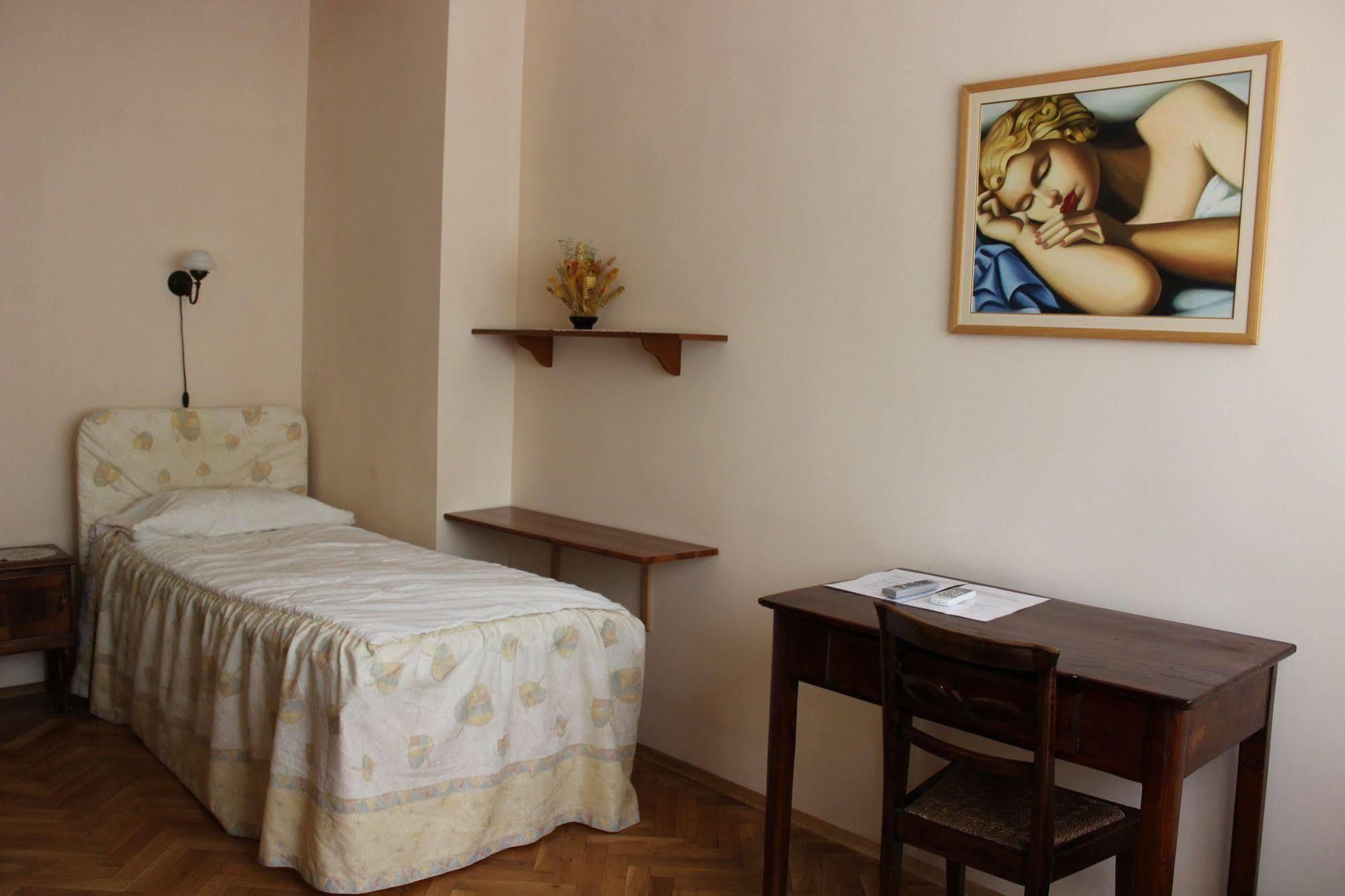 Casa Ferrari Bed & Breakfast Софія Екстер'єр фото