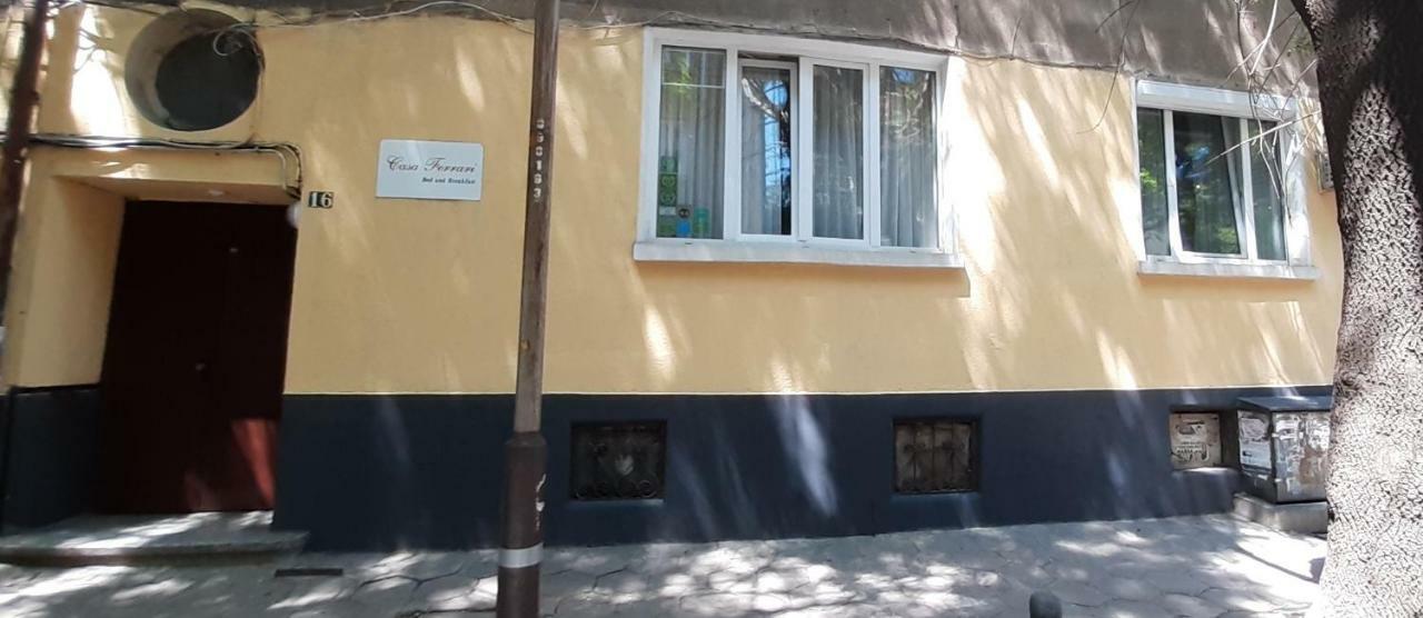 Casa Ferrari Bed & Breakfast Софія Екстер'єр фото